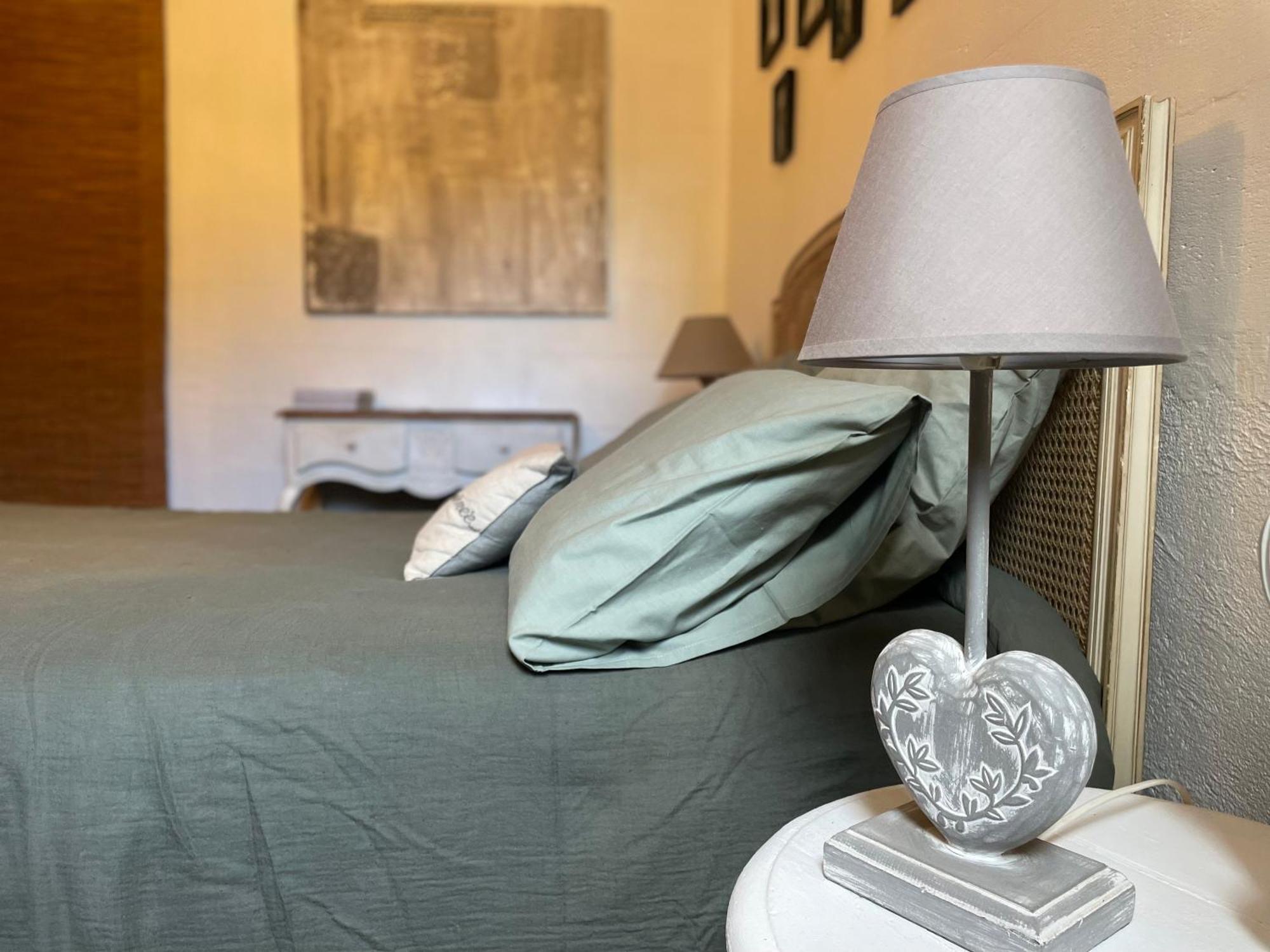 트리겐스 Chambre Familiale Avec Terrasse Aux Portes Du Verdon 아파트 외부 사진